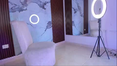 Snapshot of gabyhott_ chatting on 07-22-26, 06:32 Gaby online show from 07-22-26, 06:32