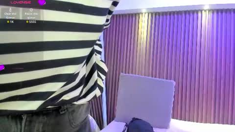 Snapshot of gabyrose9 chatting on 06-22-26, 07:33 gabyrose9 online show from 06-22-26, 07:33