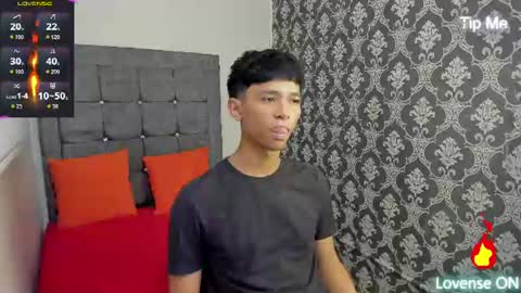 Snapshot of gael_d4v7 chatting on 06-10-26, 07:57 Gael online show from 06-10-26, 07:57
