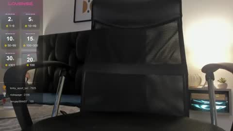 Snapshot of gael_williams4 chatting on 06-19-26, 11:36 Gael Williams online show from 06-19-26, 11:36