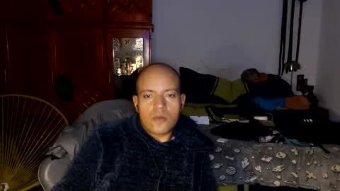 Gael Luna online show from 05-21-26, 06:09