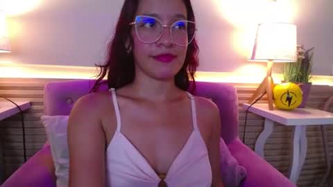 Snapshot of gagingbriana chatting on 06-16-26, 02:14 Briana online show from 06-16-26, 02:14