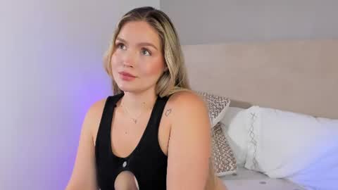 Gaia Baker  online show from 07-31-26, 02:16
