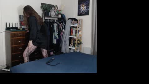 Snapshot of gangbangxxxgirl chatting on 03-21-26, 10:31 HOT online show from 03-21-26, 10:31