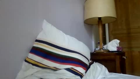 Snapshot of gay27400 chatting on 05-24-26, 01:05 Gay38 online show from 05-24-26, 01:05