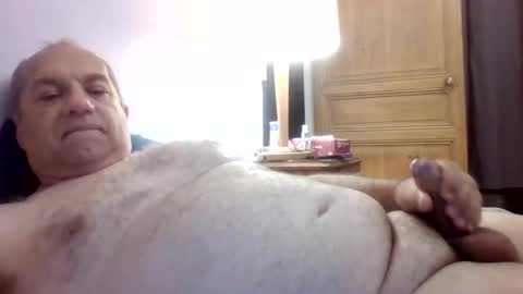 Snapshot of gay27400 chatting on 06-09-26, 09:37 Gay38 online show from 06-09-26, 09:37
