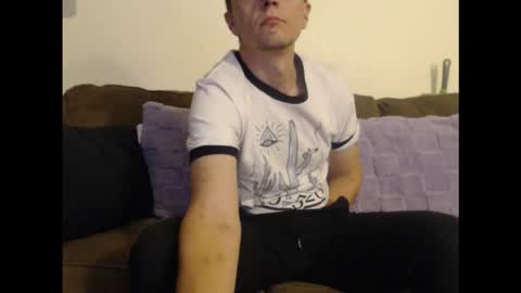 Snapshot of gdanch chatting on 11-01-25, 02:02 G online show from 11-01-25, 02:02