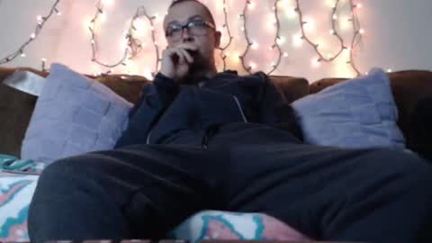 Snapshot of gdanch chatting on 11-22-25, 03:49 G online show from 11-22-25, 03:49