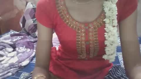 Snapshot of gejalaskshmi chatting on 05-28-26, 05:54 gejalaskshmi online show from 05-28-26, 05:54