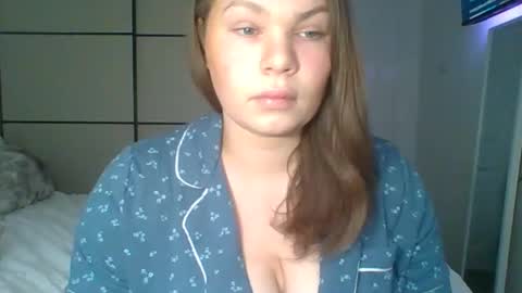 Snapshot of gemmarmalade chatting on 05-16-26, 06:32 GEMMARMALADE online show from 05-16-26, 06:32
