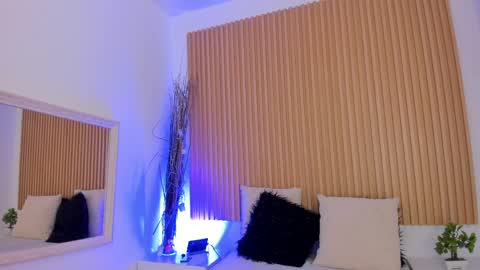     online show from 04-01-26, 12:39