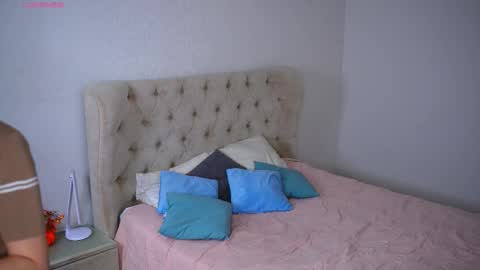 Emily online show from 02-01-26, 05:11