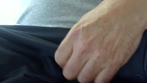 Snapshot of gent063 chatting on 06-15-26, 01:13 gent063 online show from 06-15-26, 01:13