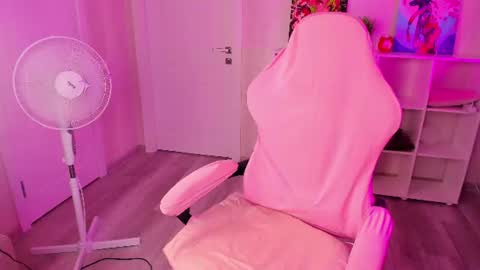 gentlesine online show from 06-12-26, 01:59