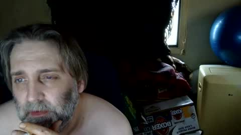 Snapshot of geoffbmn chatting on 04-11-26, 09:30 geoffbmn online show from 04-11-26, 09:30