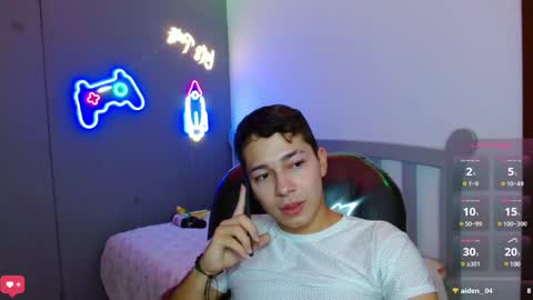 Snapshot of georgesmith_1 chatting on 01-17-25, 11:27 GEORGE online show from 01-17-25, 11:27