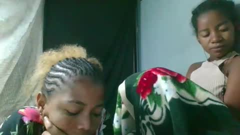 georgette981 online show from 02-02-26, 03:22