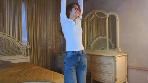 Kristy online show from 04-18-26, 02:10