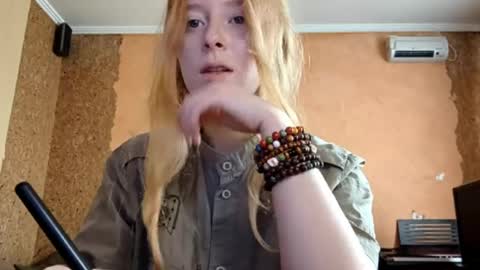 Kate online show from 05-04-26, 04:08