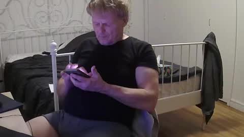 Gethyn online show from 01-27-25, 03:37