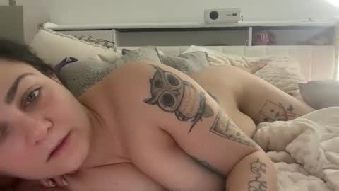 Snapshot of ggstrawberries chatting on 03-31-26, 10:26 ggstrawberries online show from 03-31-26, 10:26