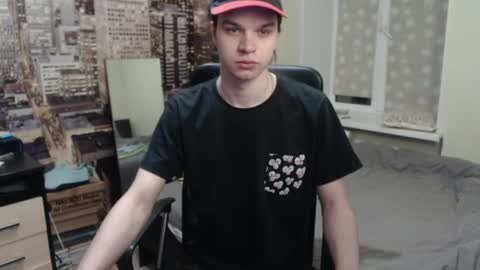 Snapshot of ghostfacefriends chatting on 03-19-26, 07:18 Fedya online show from 03-19-26, 07:18