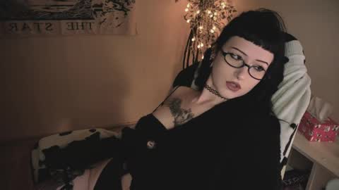 ghoticspectre online show from 06-01-26, 04:52