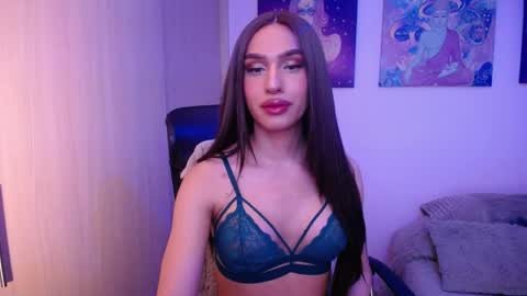 Snapshot of giamint chatting on 05-05-26, 02:41 Gia Mint online show from 05-05-26, 02:41