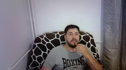 Snapshot of gianiboy99 chatting on 05-18-26, 07:31 Giani online show from 05-18-26, 07:31