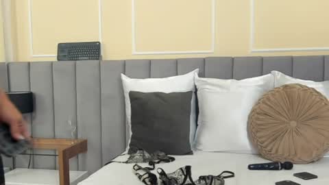 giannanoir online show from 05-23-26, 12:49