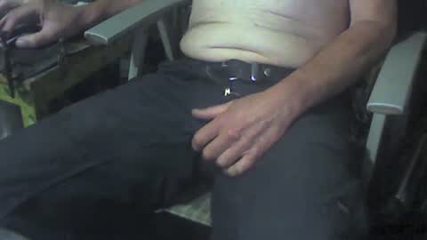 Snapshot of giftedbiker11 chatting on 07-13-26, 04:48 giftedbiker online show from 07-13-26, 04:48