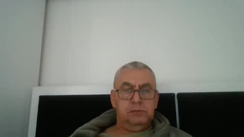 gigi1970 online show from 10-19-25, 11:55