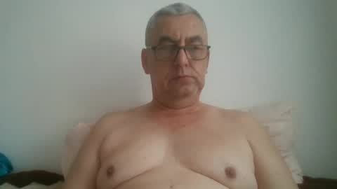 Snapshot of gigi1970 chatting on 06-25-26, 07:02 gigi1970 online show from 06-25-26, 07:02