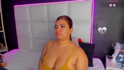 Gigi  online show from 05-08-26, 12:21