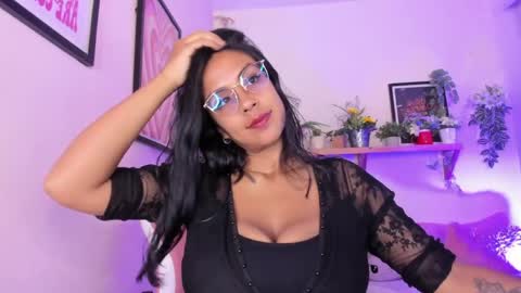 giisell online show from 04-21-26, 12:33