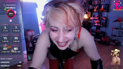 Snapshot of ginamiracle chatting on 04-04-26, 05:43 Gina Moor online show from 04-04-26, 05:43