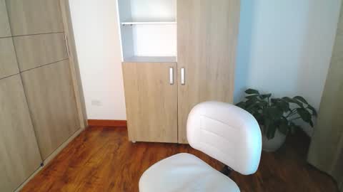 Snapshot of gined_love1 chatting on 03-12-26, 02:50 - online show from 03-12-26, 02:50