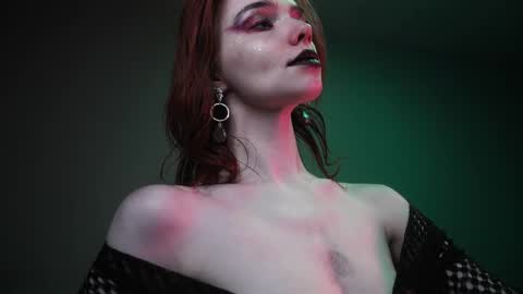 Snapshot of ginger_hugs chatting on 04-23-26, 10:12 im expecting 350 thumbs up on my altar online show from 04-23-26, 10:12