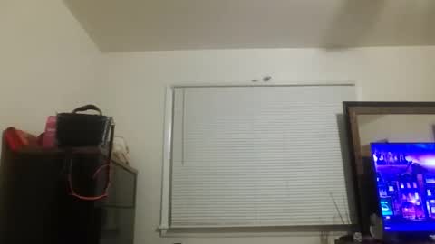 gino_crazy87 online show from 06-01-26, 01:40
