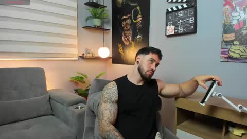 Snapshot of giorgio_leone2 chatting on 06-06-26, 12:05 Giorgio leone online show from 06-06-26, 12:05
