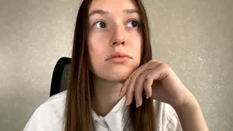 Melisa online show from 04-23-26, 01:07
