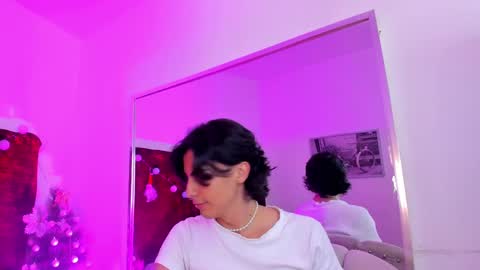 GirishSilva online show from 12-22-24, 08:36