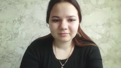girl_cute07 online show from 03-18-26, 02:42