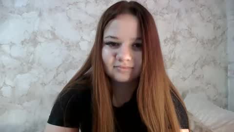 girl_cute07 online show from 03-22-26, 04:10