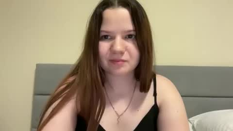 girl_cute07 online show from 05-23-26, 07:18