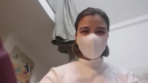 Snapshot of girlhanoi chatting on 01-06-26, 01:42 girlhanoi online show from 01-06-26, 01:42