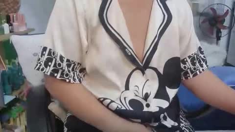 Snapshot of girlhanoi chatting on 01-13-26, 09:42 girlhanoi online show from 01-13-26, 09:42