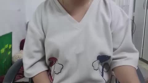 Snapshot of girlhanoi chatting on 02-04-26, 06:30 girlhanoi online show from 02-04-26, 06:30