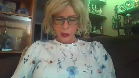 Girlinrock online show from 01-06-26, 01:42