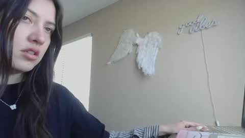 Snapshot of girlnextdoor702 chatting on 04-23-26, 04:53 Jasmine online show from 04-23-26, 04:53